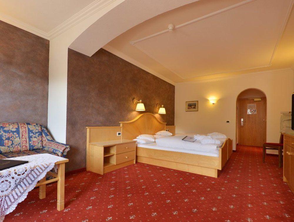 Hotel Diamant ซานกัสซิอาโน ภายนอก รูปภาพ