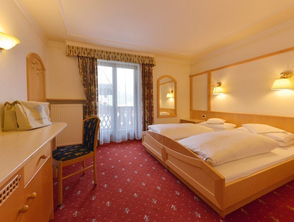 Hotel Diamant ซานกัสซิอาโน ภายนอก รูปภาพ